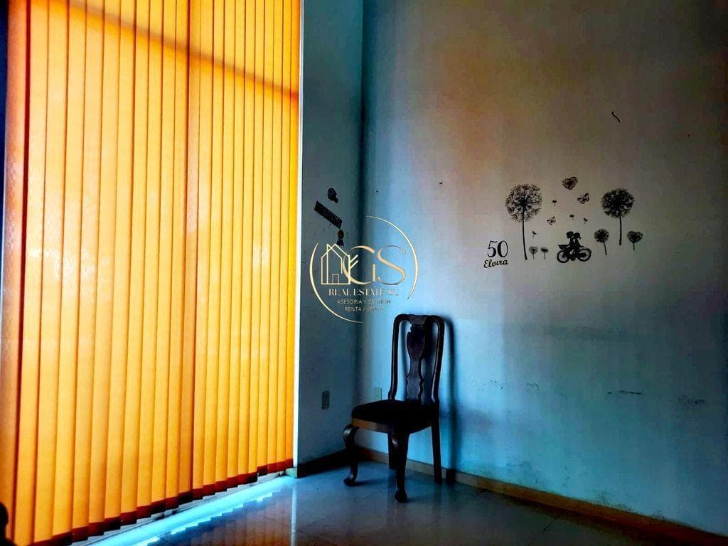 HOUSE FOR SALE IN SANTA MARIA, CELAYA RESIDENTIAL COMPLEX