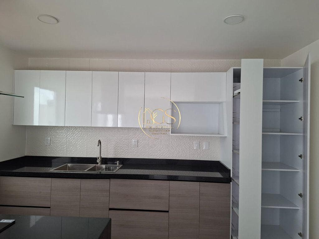 HOUSE FOR SALE IN ZANÁ, CELAYA RESIDENTIAL AREA