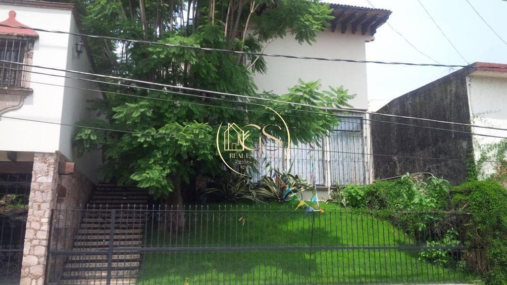 HOUSE FOR SALE IN THE HEART OF GUANAJUATO CITY