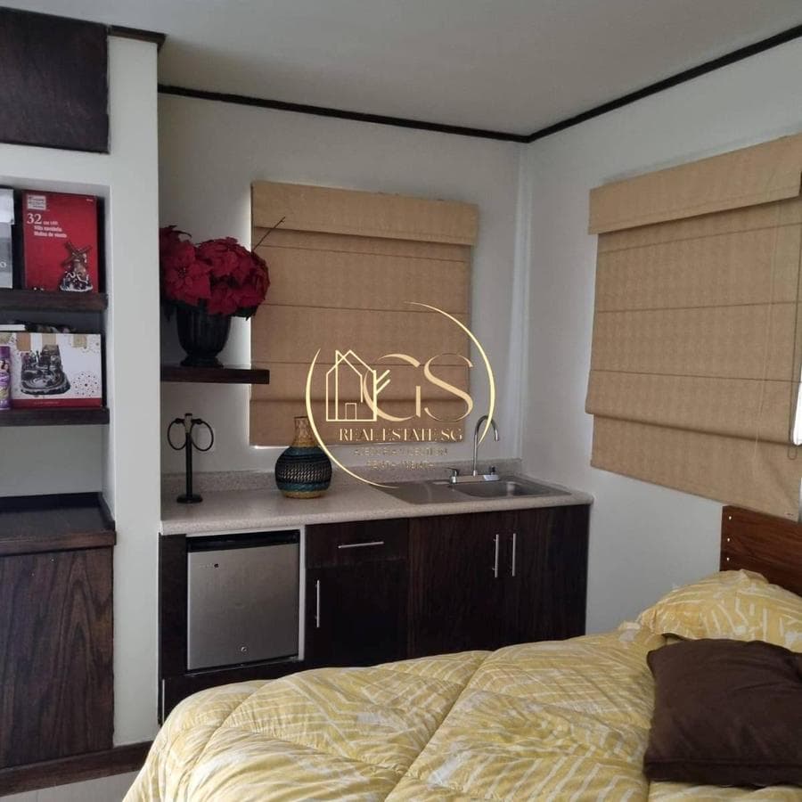 HOUSE FOR SALE IN PALMA REAL WITH LOFT IN CELAYA