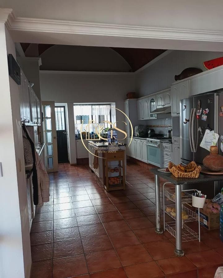 HOUSE FOR SALE IN PRADERAS DE A HACIENDA, CELAYA