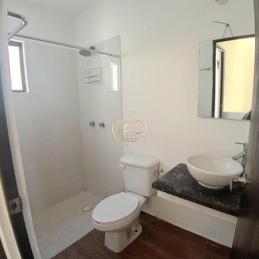 HOUSE FOR SALE IN ANCONA, CELAYA RESIDENTIAL COMPLEX