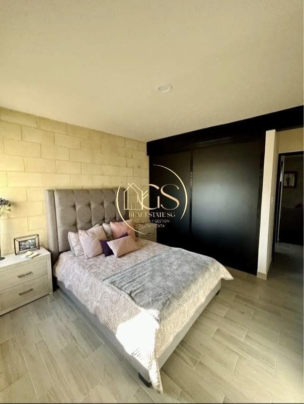 HOUSE FOR SALE IN THE COORDENADA RESIDENTIAL NEIGHBORHOOD OF CELAYA