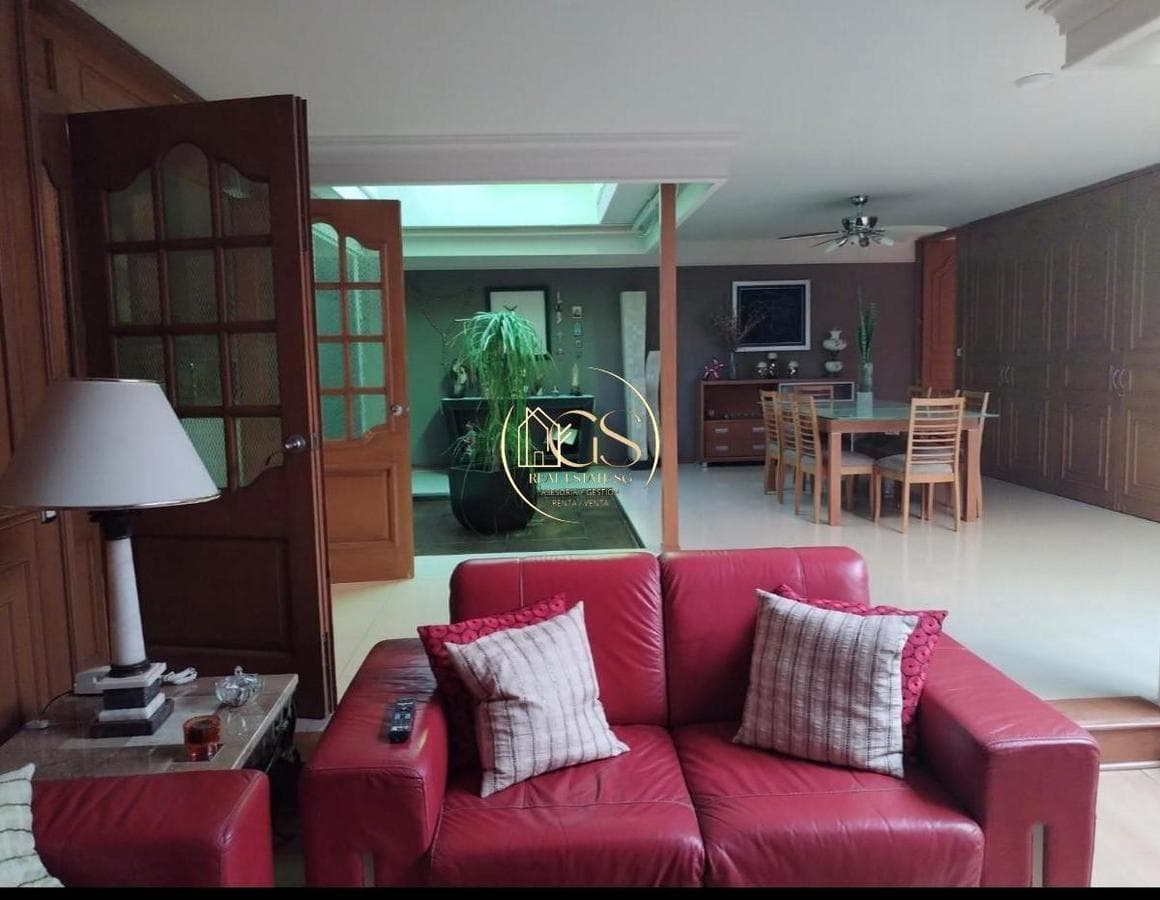 HOUSE FOR SALE IN LA ALAMEDA, GUILLERMO PRIETO STREET, CELAYA
