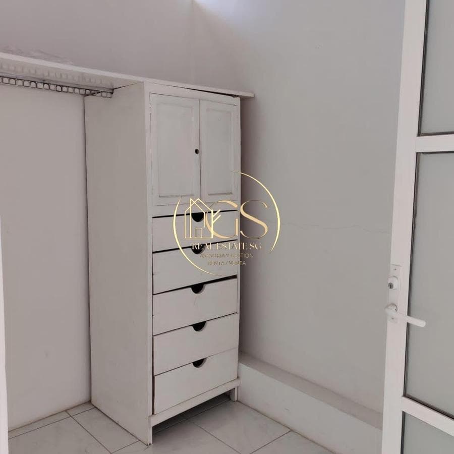 HOUSE FOR SALE IN JARDINES DE CELAYA