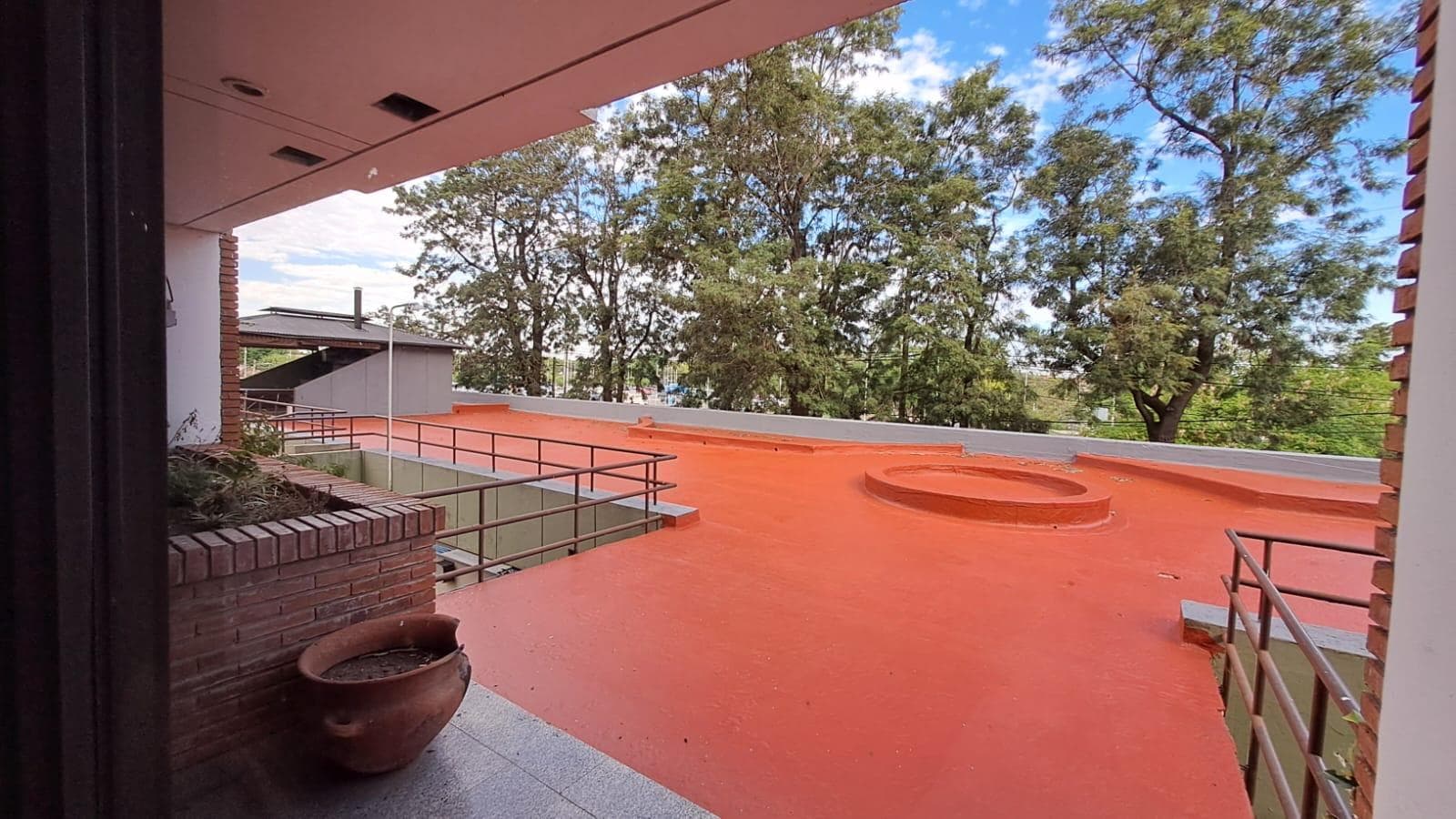 TORRE BIANEA, HALF-APARTMENT FOR SALE with a garage.