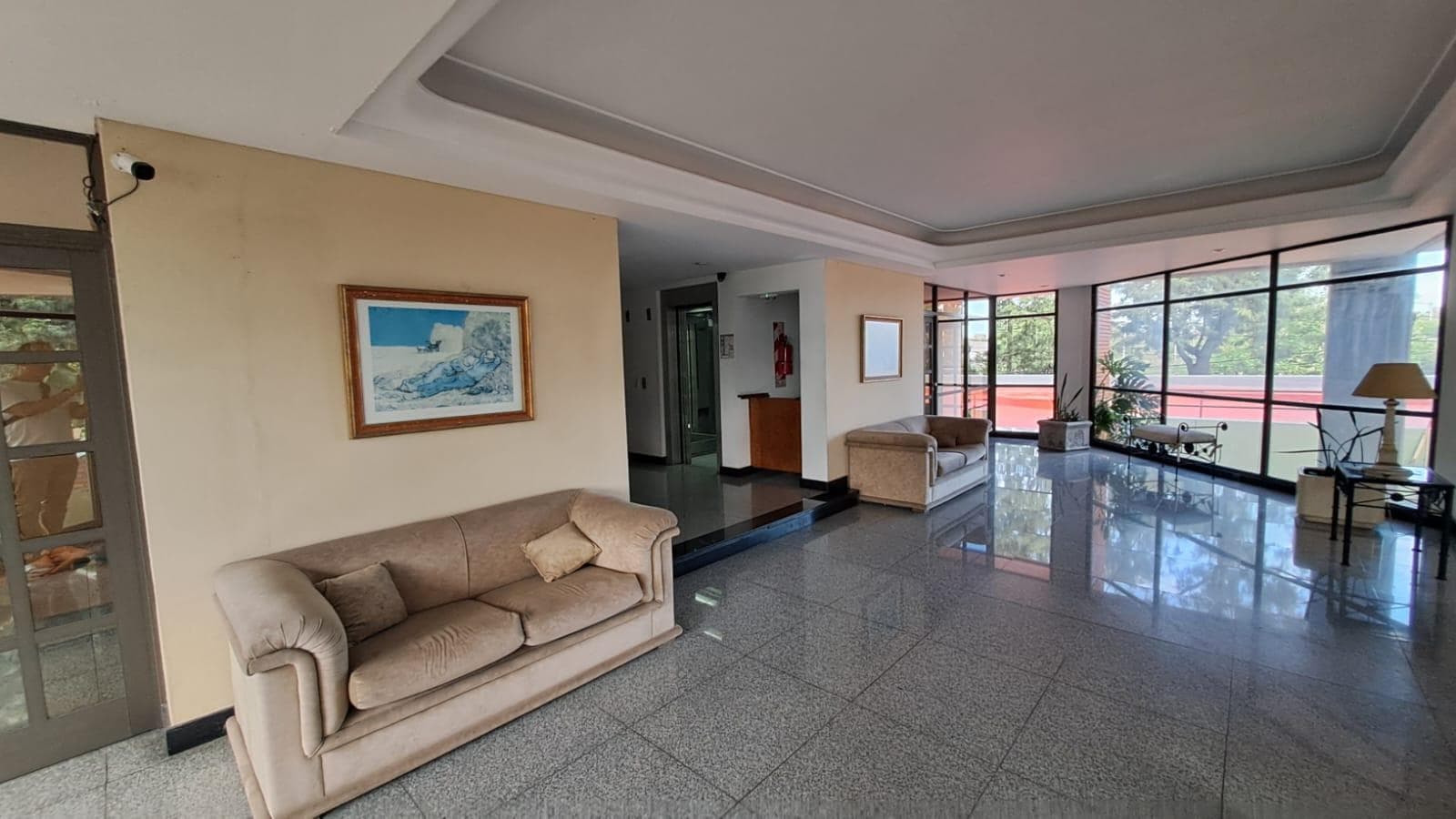 TORRE BIANEA, HALF-APARTMENT FOR SALE with a garage.