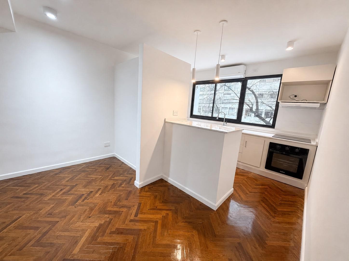 3-ROOM APARTMENT FOR RENT IN RECOLETA WITH GARAGE
