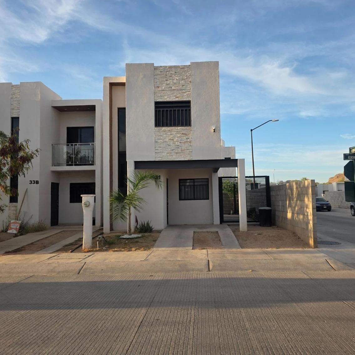 House for Rent in Acacia Residential