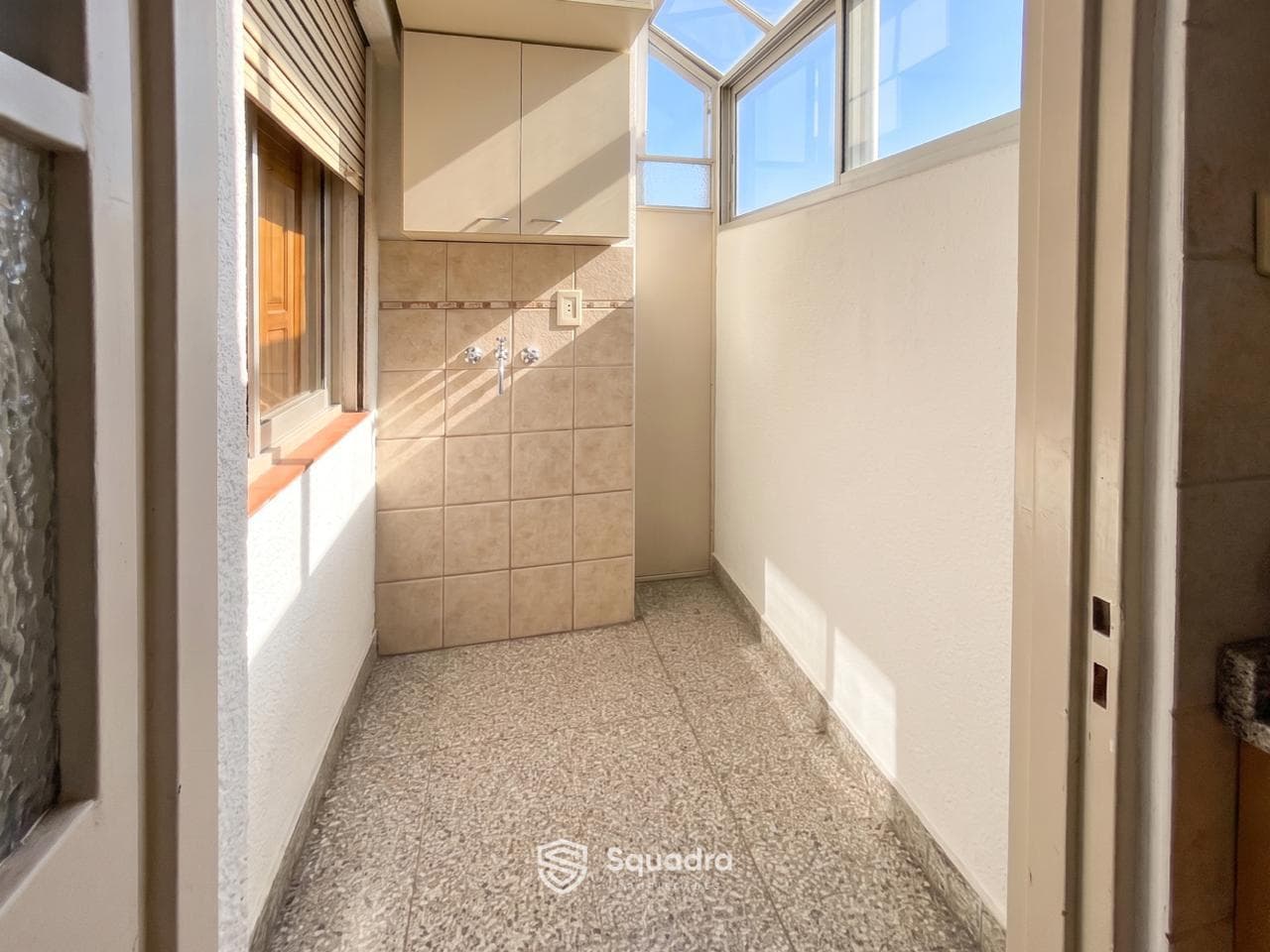 FOR SALE | TRADE – 2-bedroom apartment facing the street with a balcony - Downtown, Rosario