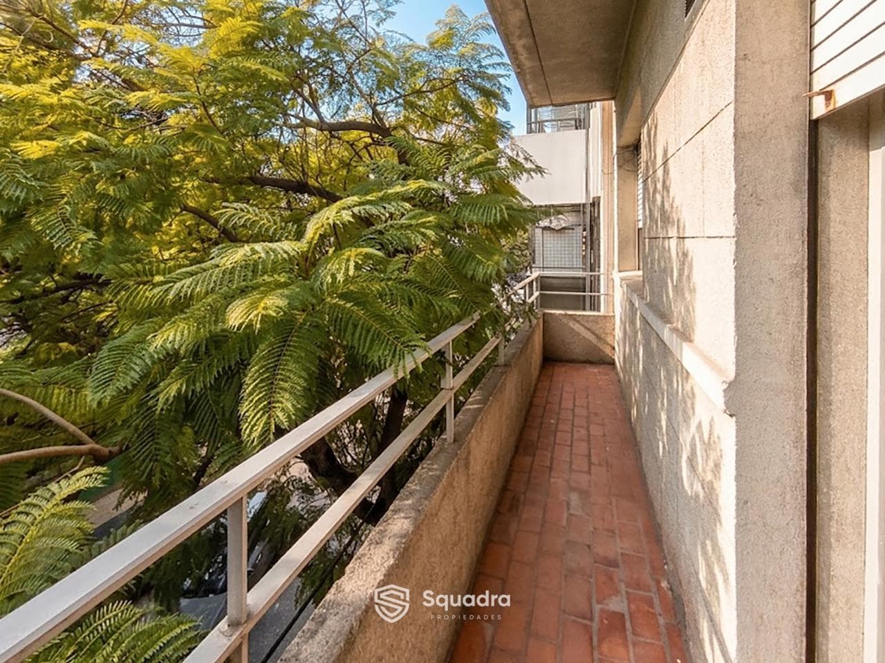 FOR SALE | TRADE – 2-bedroom apartment facing the street with a balcony - Downtown, Rosario