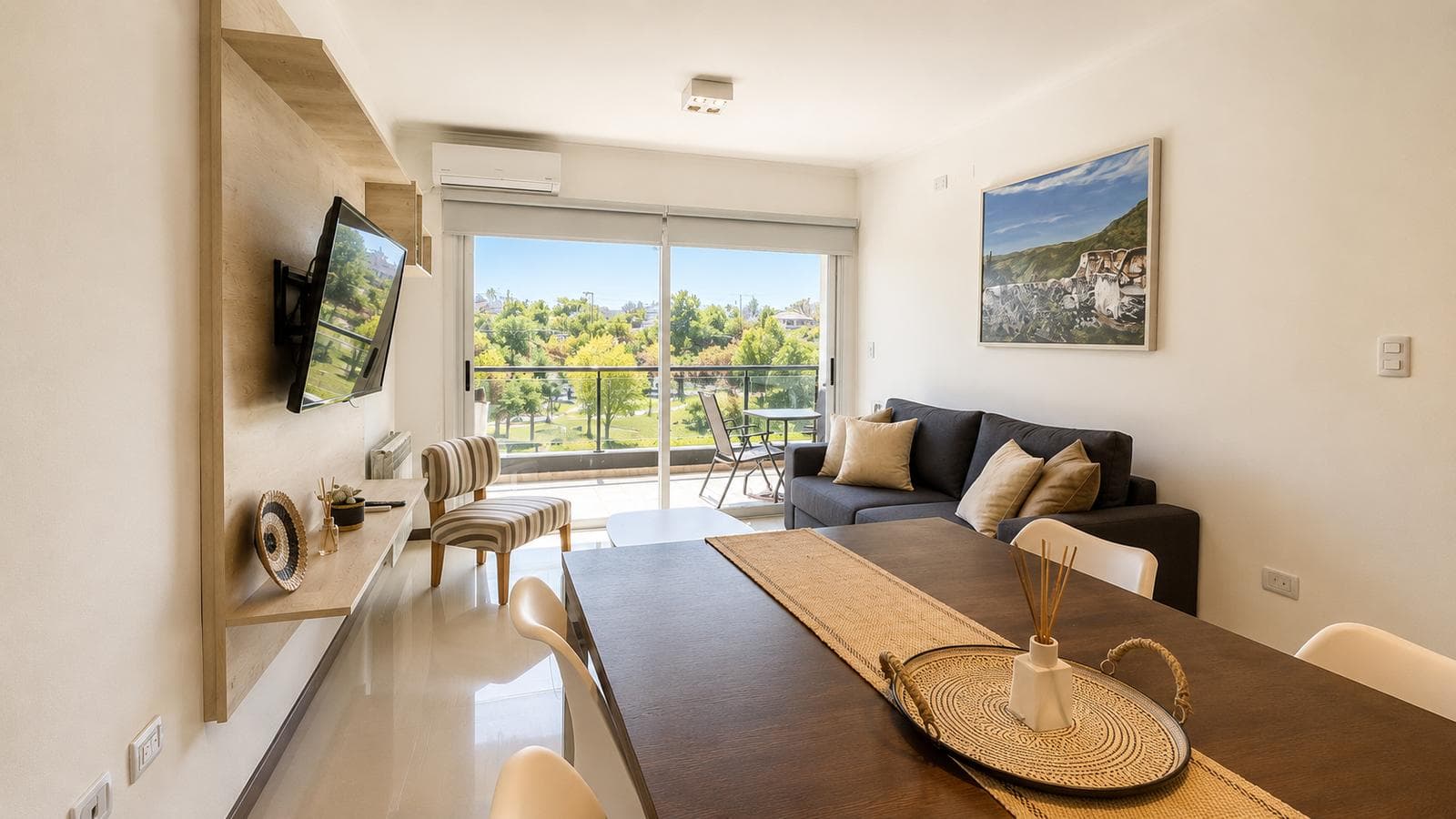 Apartment in Veneto Village