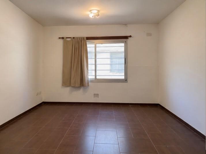 3-room apartment for sale with garage (ground floor with office; could be converted into a 4th room) in Canning