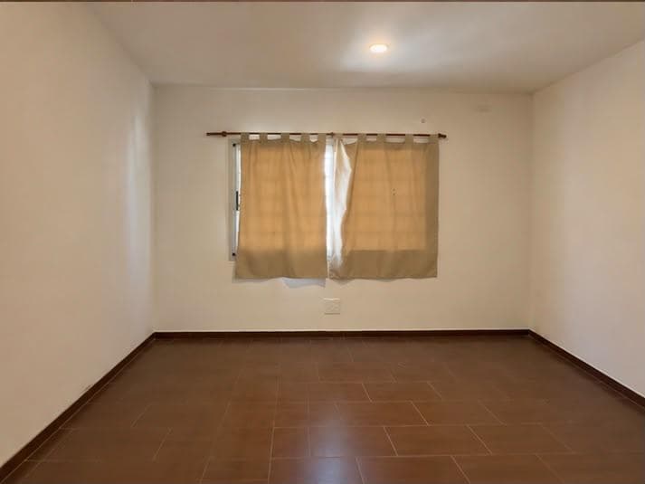 3-room apartment for sale with garage (ground floor with office; could be converted into a 4th room) in Canning