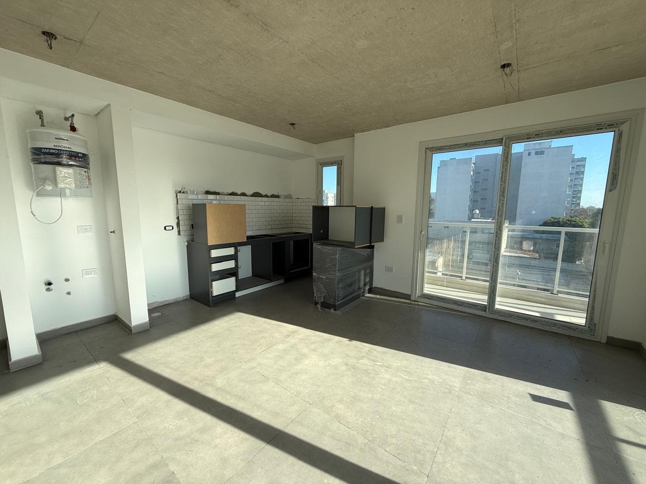 Brand-new 2-room apartment for sale in downtown Berazategui