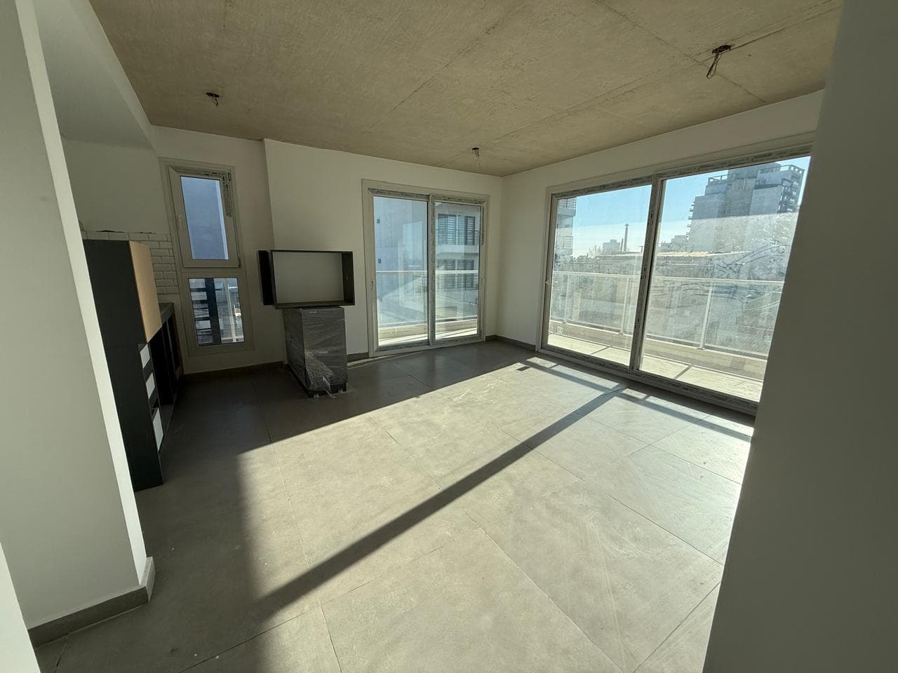 Brand-new 2-room apartment for sale in downtown Berazategui