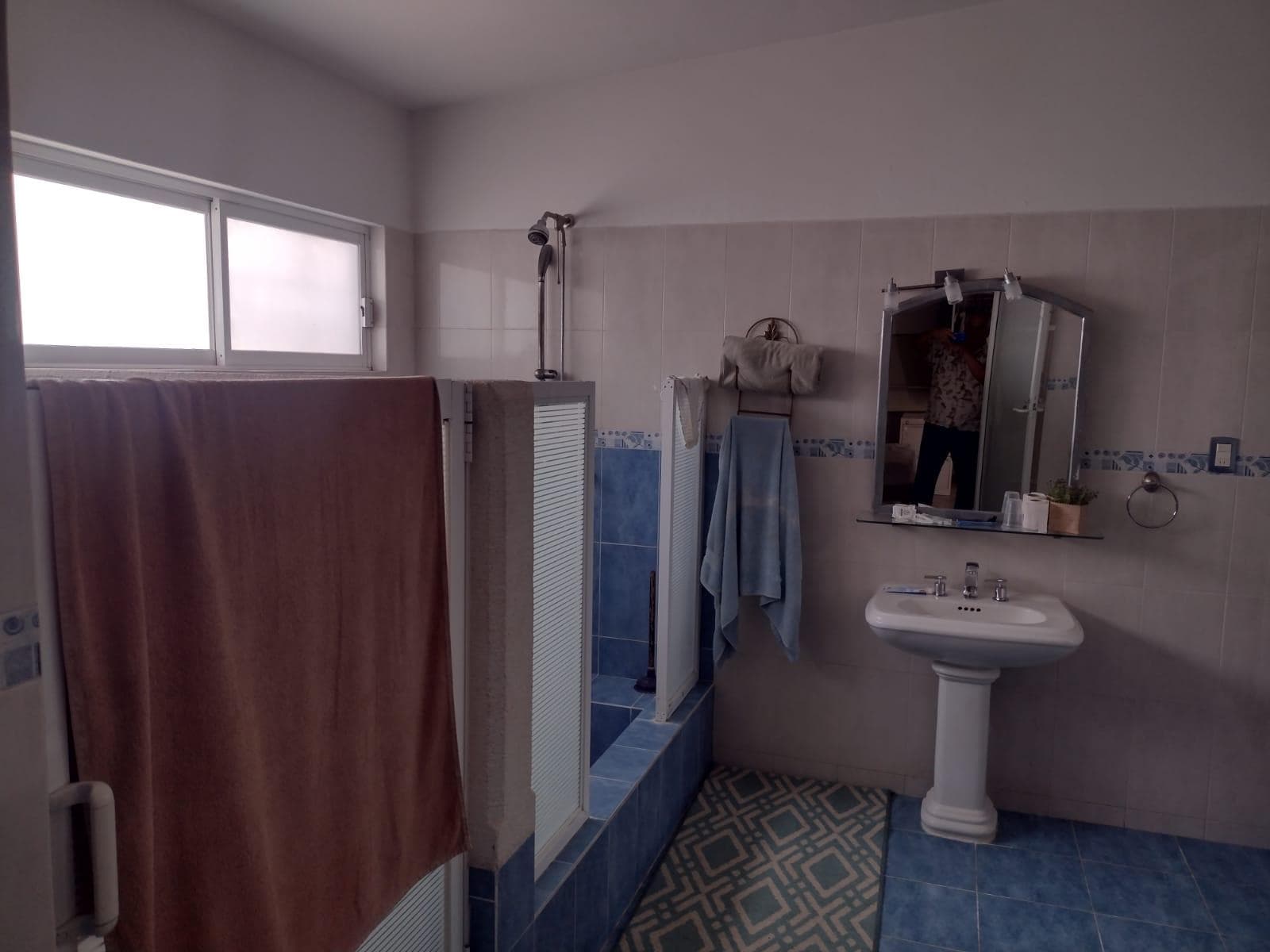 Single-story house for sale in Flores del Valle, Veracruz, very close to the Mexican Army