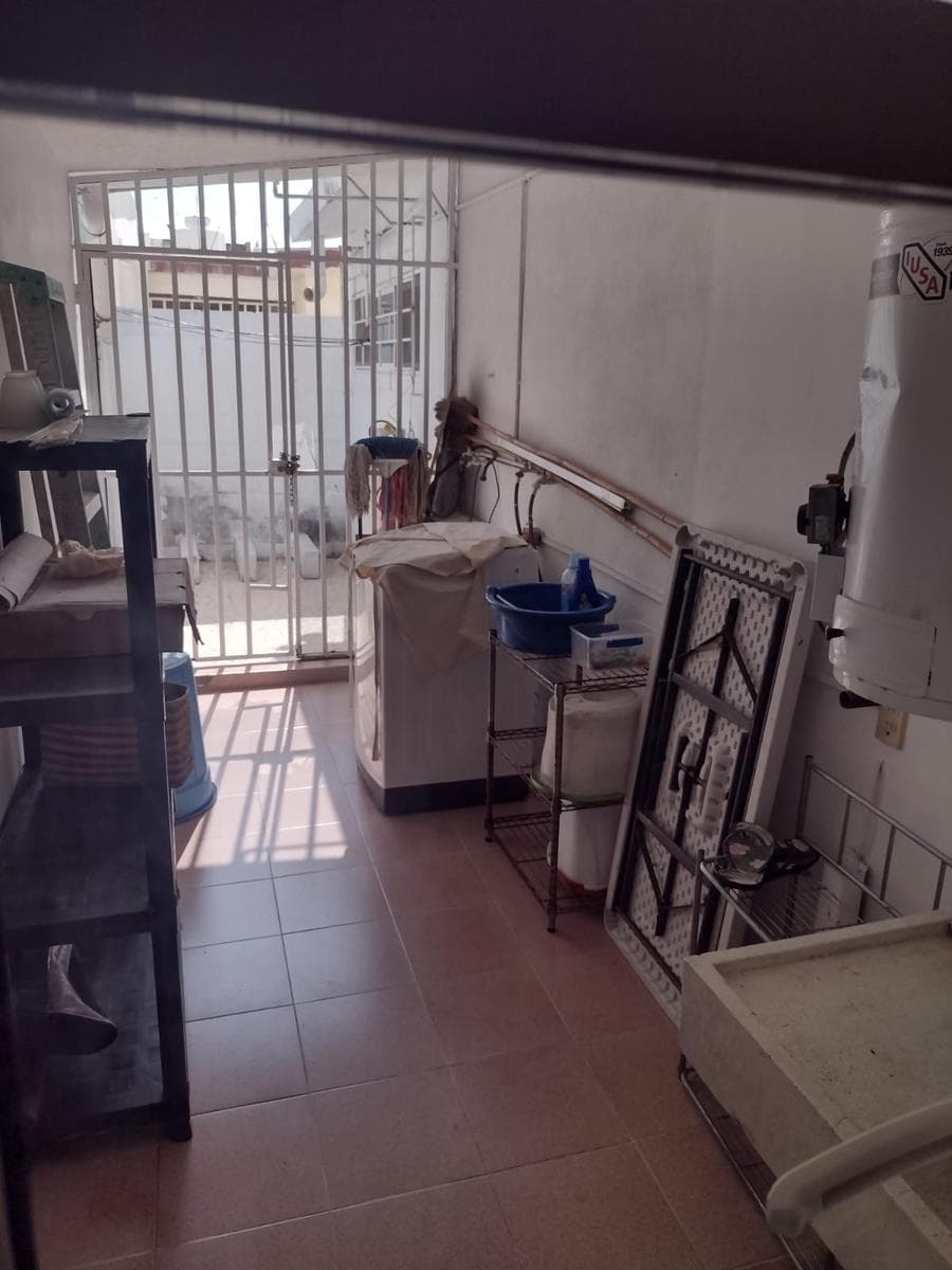 Single-story house for sale in Flores del Valle, Veracruz, very close to the Mexican Army