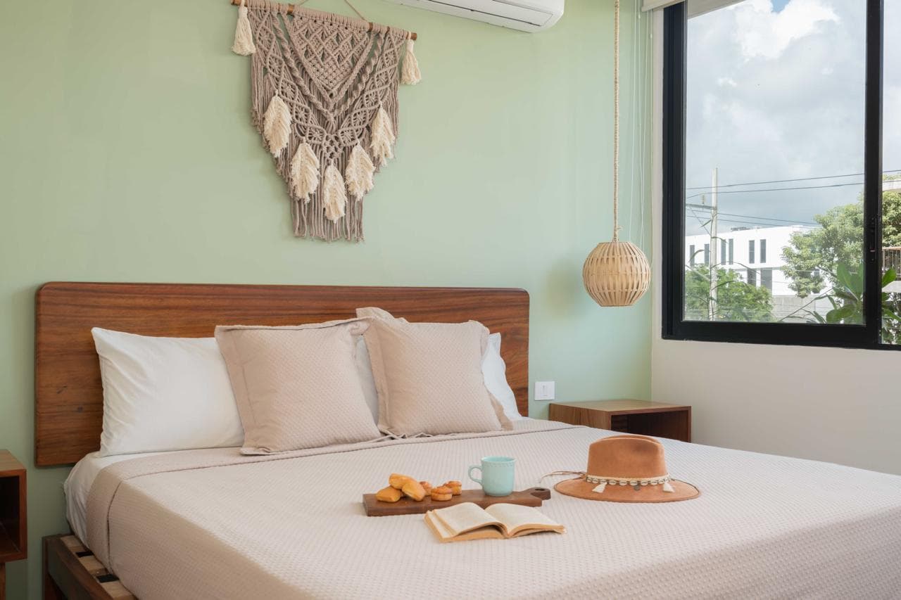 FURNISHED APARTMENT FOR LONG-TERM RENT