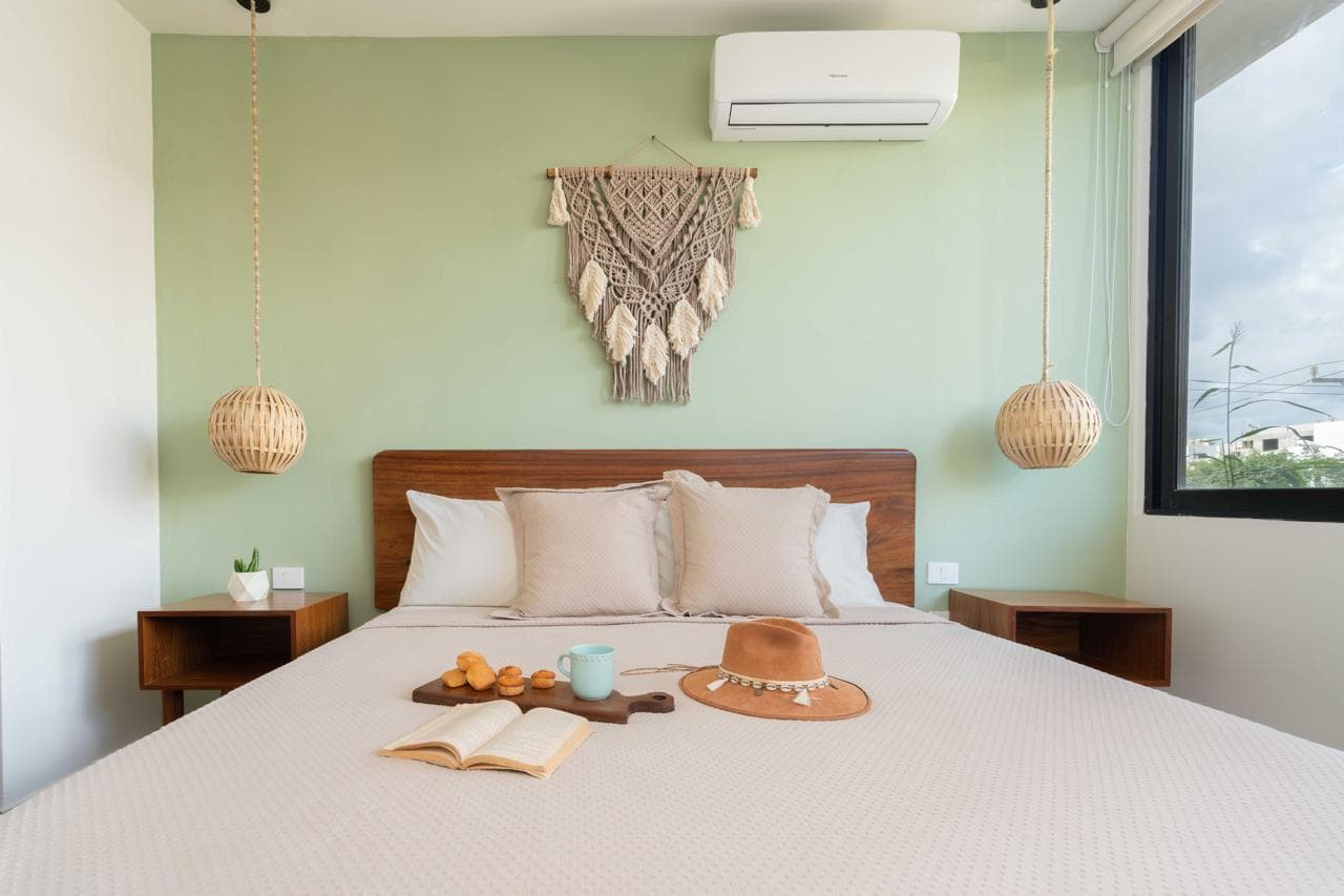 FURNISHED APARTMENT FOR LONG-TERM RENT