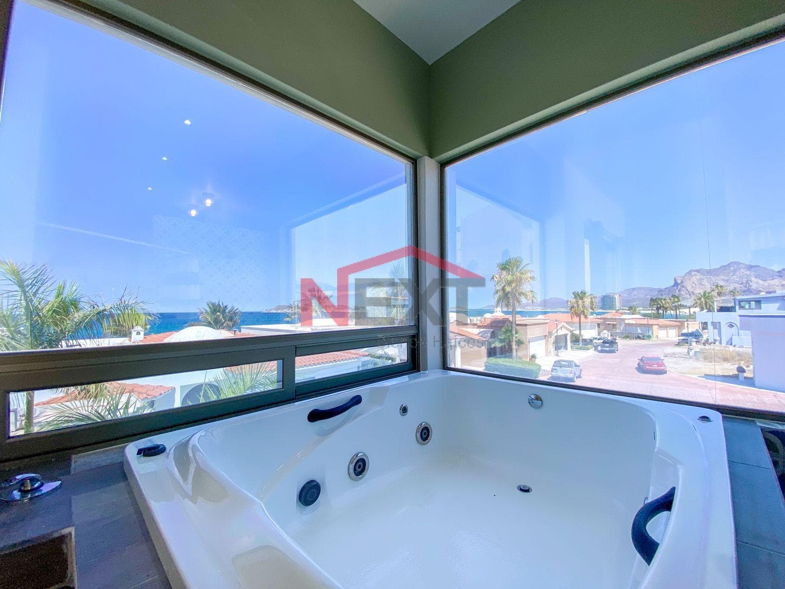 HOUSE FOR SALE IN VILLA CALIFORNIA