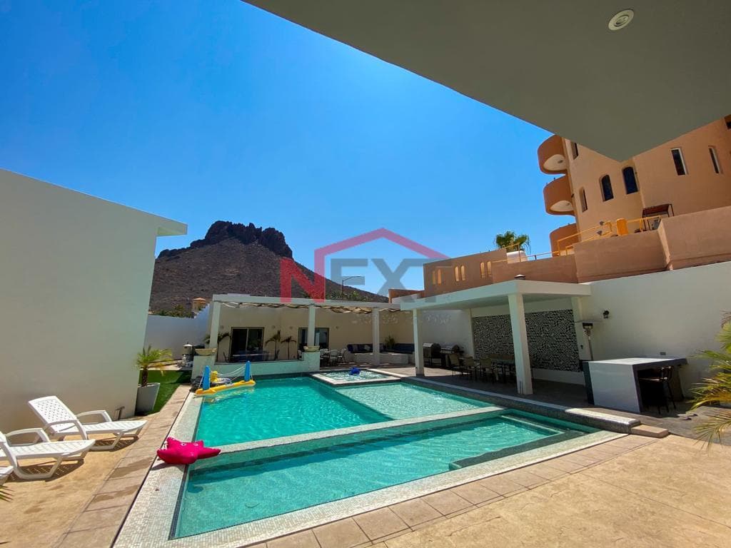 HOUSE FOR SALE IN VILLA CALIFORNIA