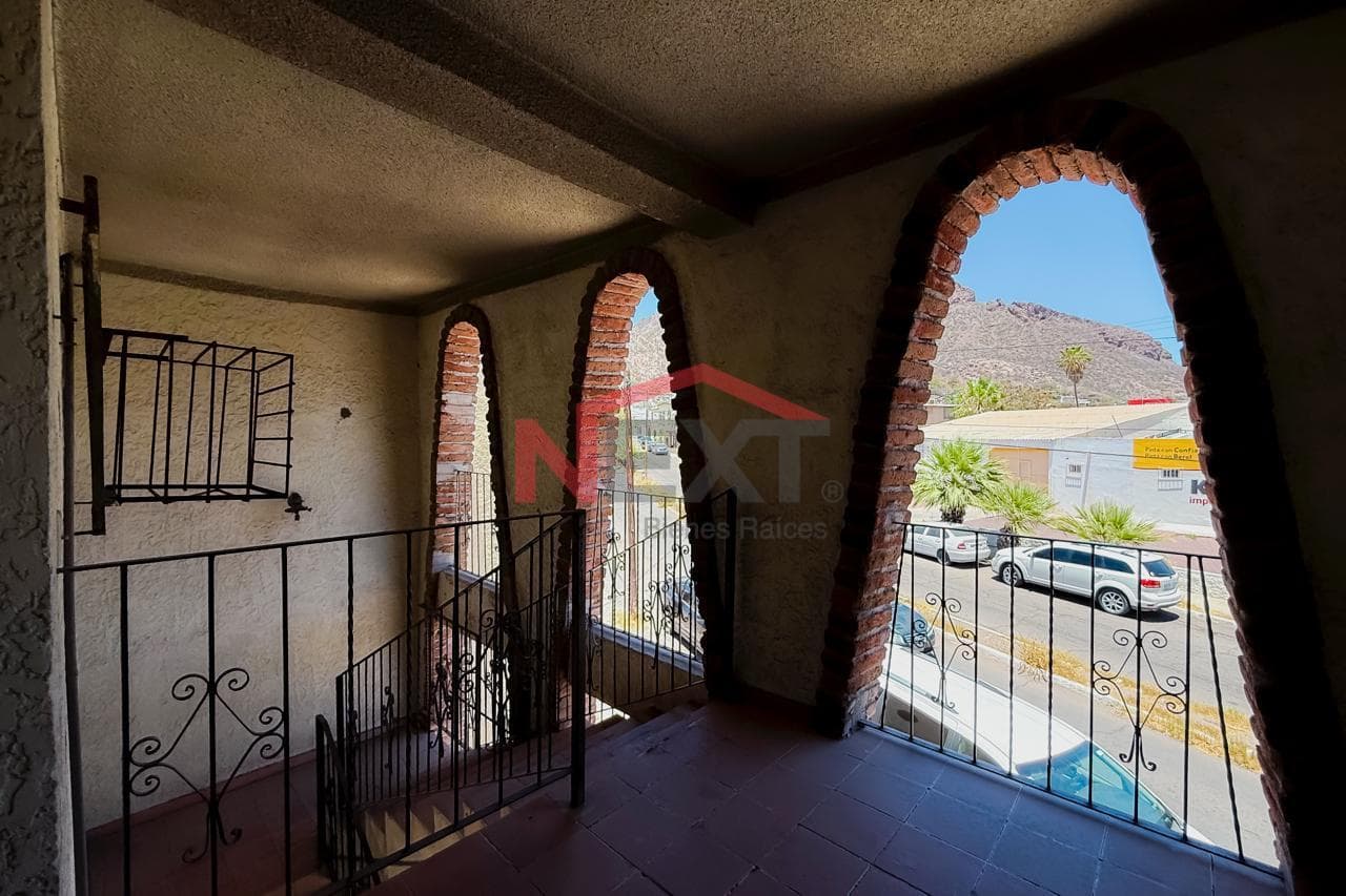 BUILDING FOR SALE IN GUAYMAS, SONORA