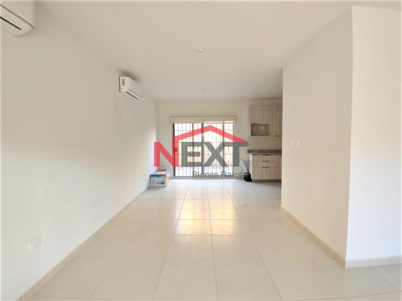 HOUSE FOR RENT IN REAL DE CASTILLA
