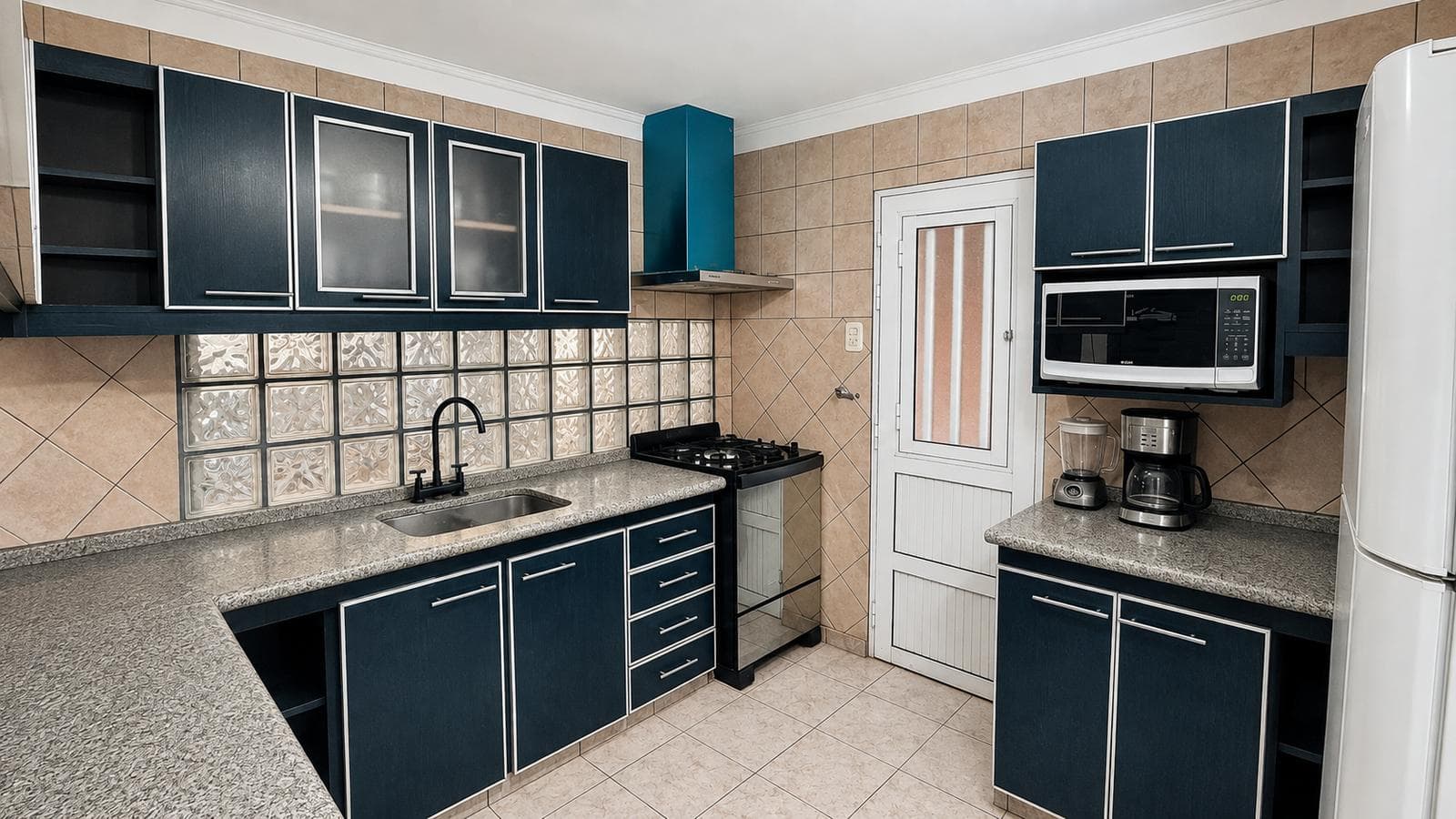 FOR SALE: 2-bedroom house - Amenities - Pool