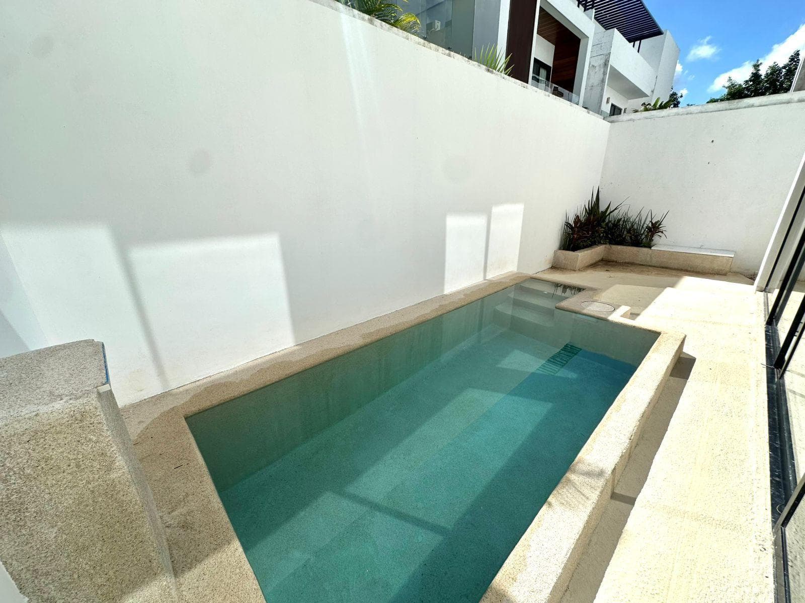 AQUA RESIDENCIAL House