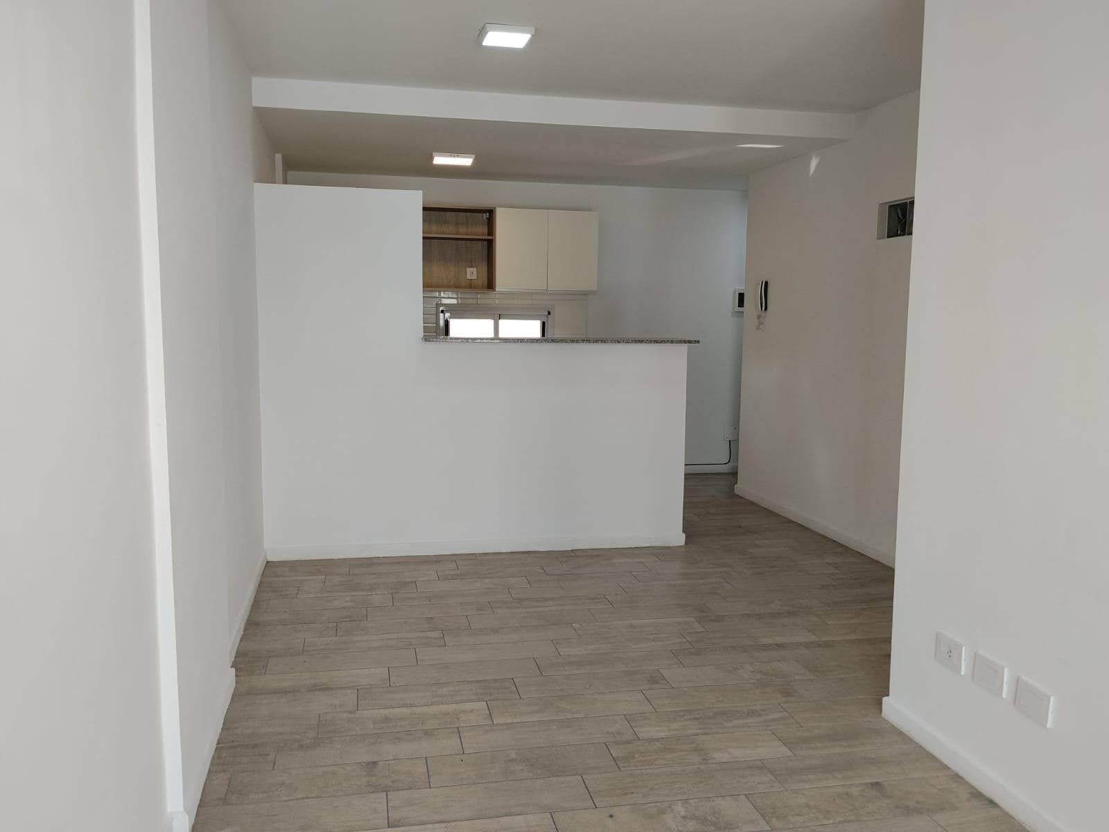 One-bedroom apartment for rent