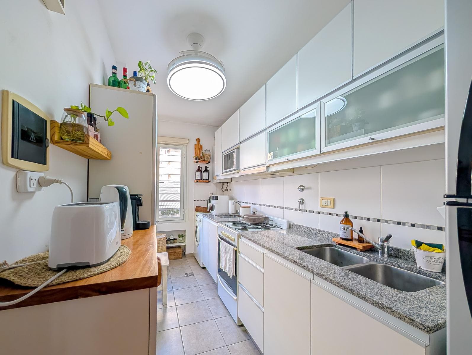 2-BEDROOM APARTMENT FOR SALE WITH BALCONY, PARAGUAY 1500, DOWNTOWN ROSARIO