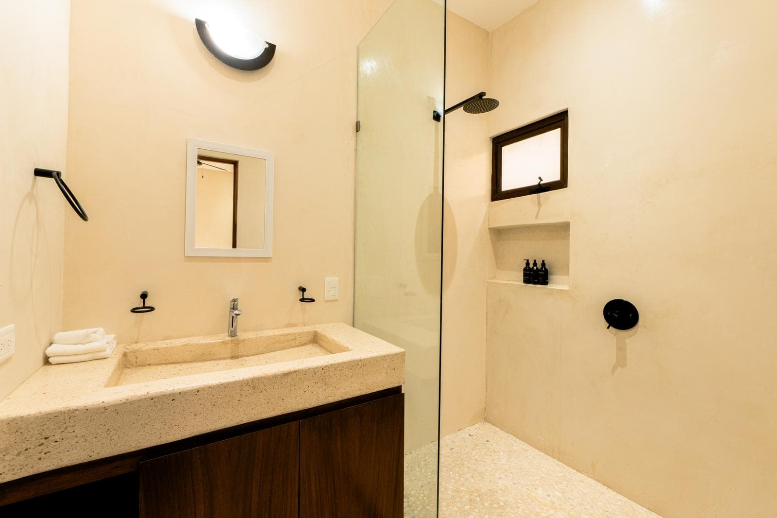 4-BEDROOM LOCK-OFF HOME FOR SALE IN TULUM WITH PRIVATE POOL, MAKI 19
