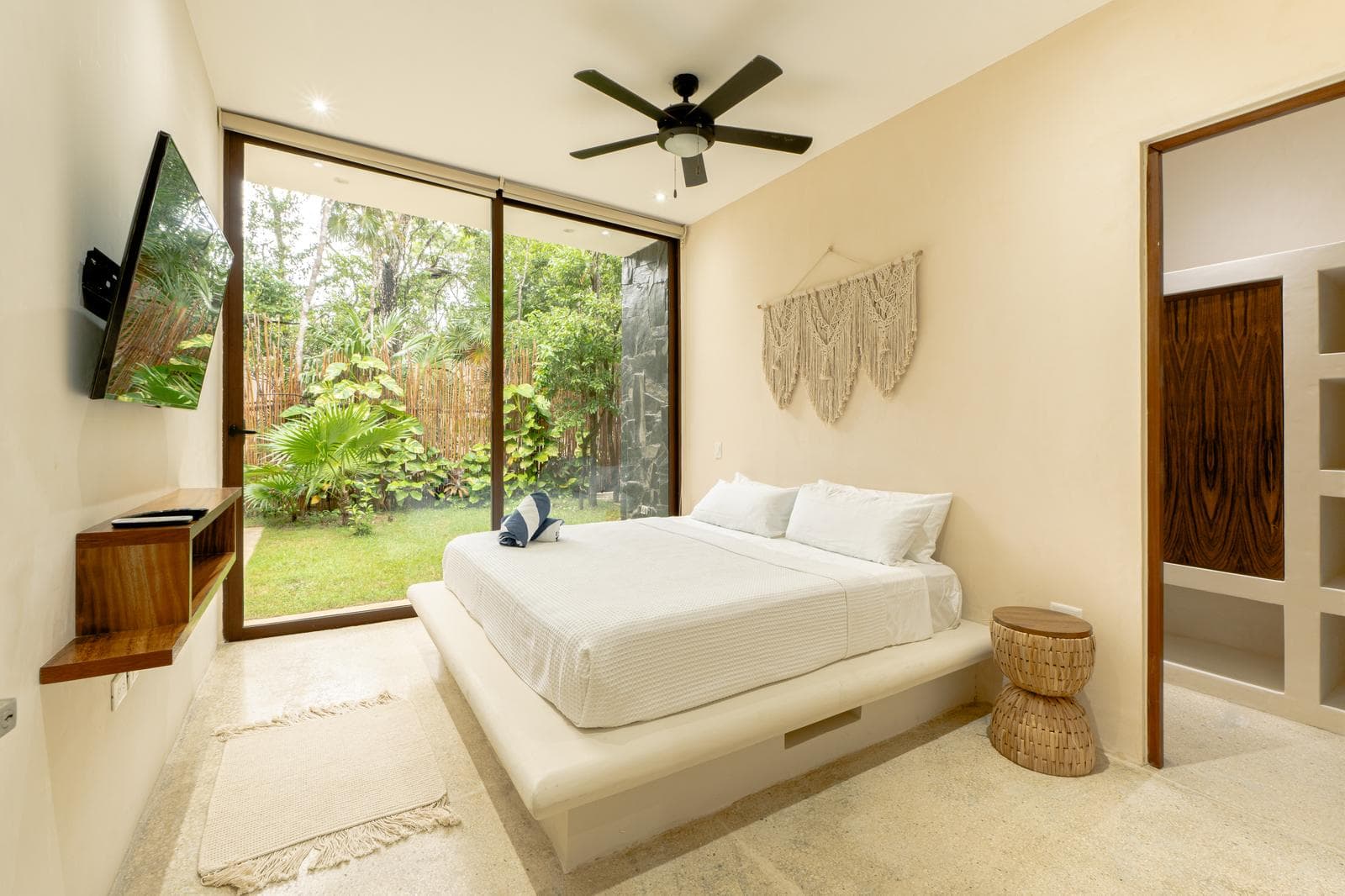 4-BEDROOM LOCK-OFF HOME FOR SALE IN TULUM WITH PRIVATE POOL, MAKI 19