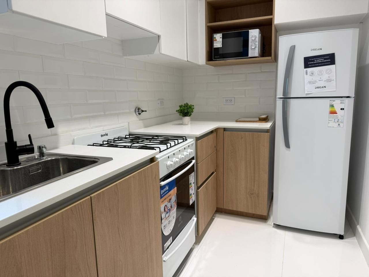 3-Bedroom Apartment with 2 Patios