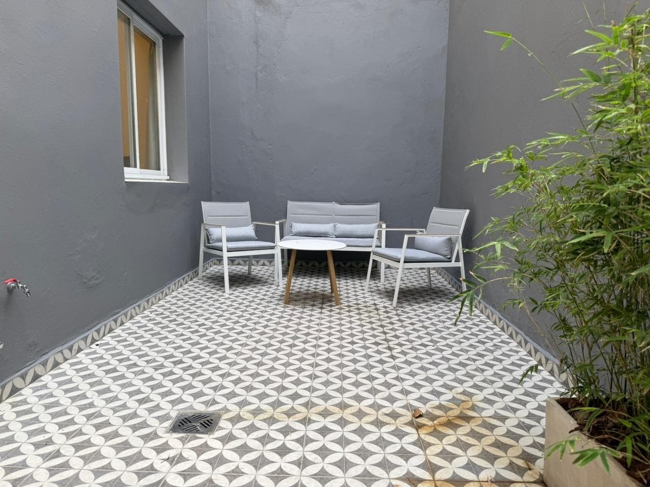 3-Bedroom Apartment with 2 Patios