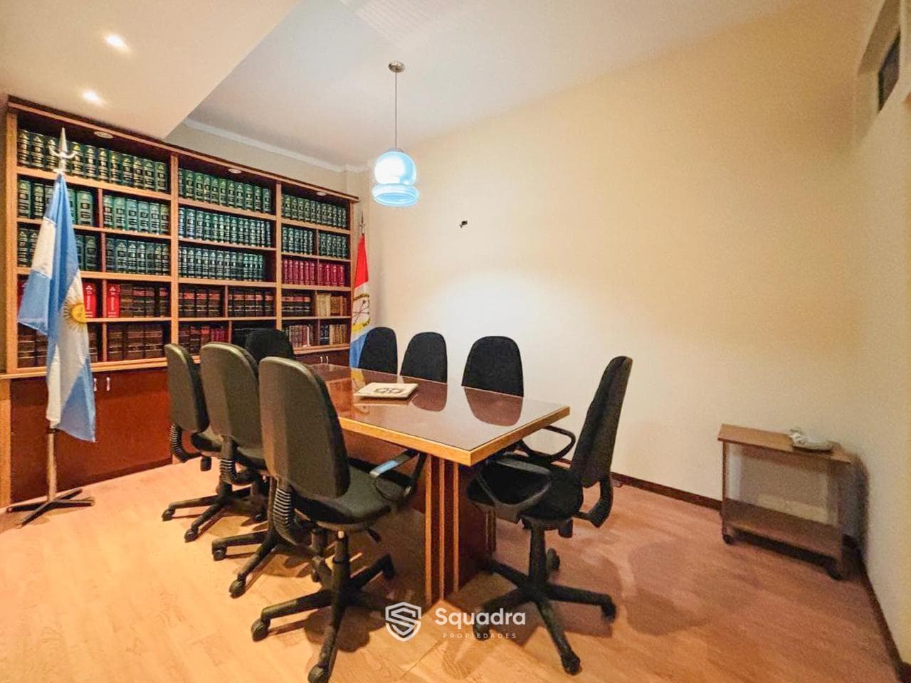 FOR SALE - Commercial office for professional use - Downtown area, Rosario.