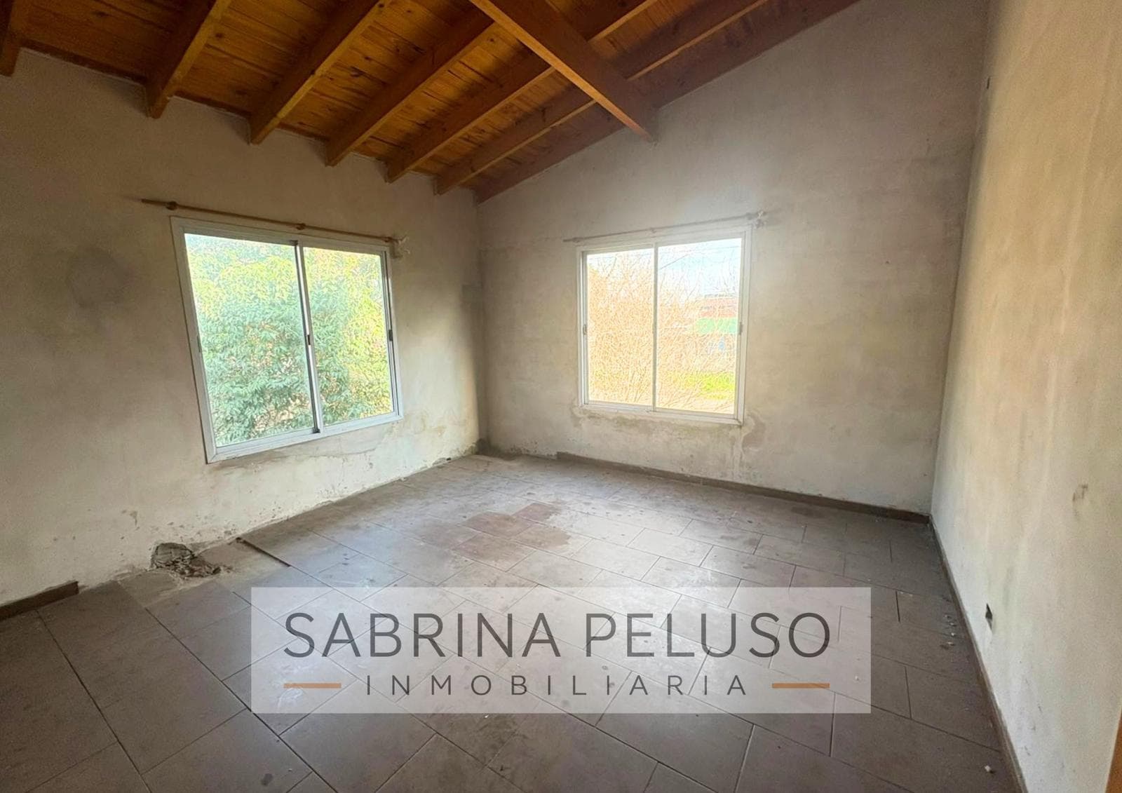 House for Sale in La Reja