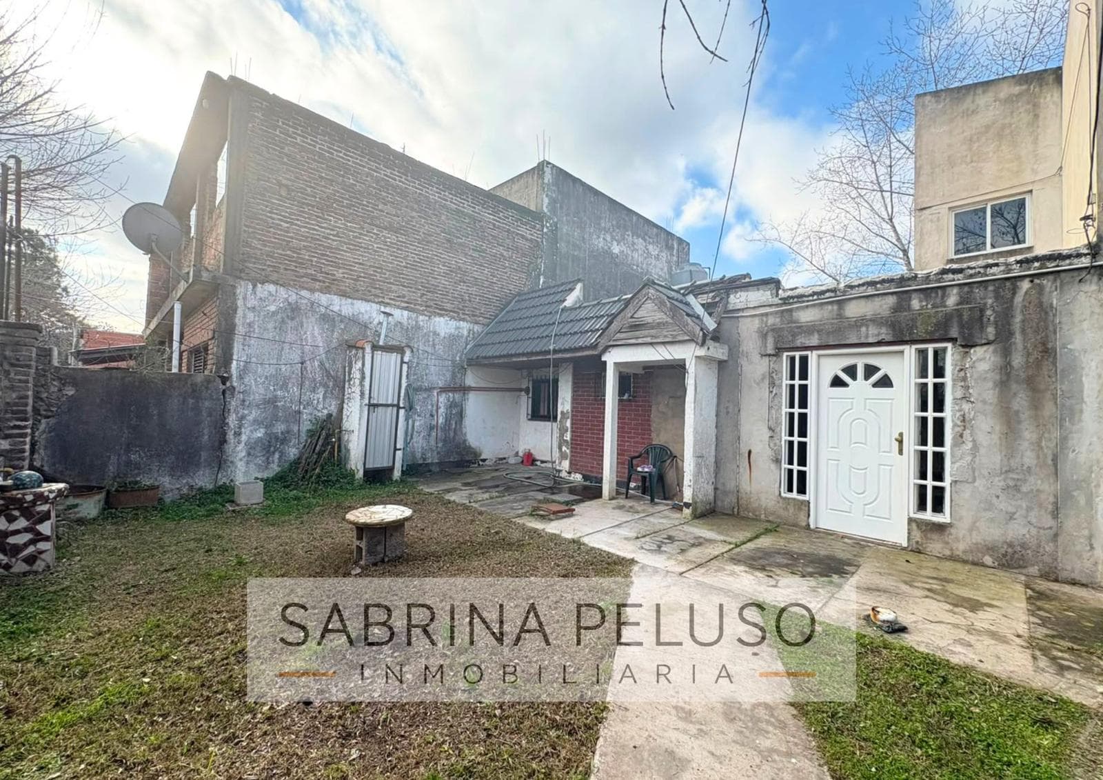 House for Sale in La Reja
