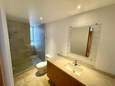 Apartment for Rent in Bosque Real, Private Electric Car Charger