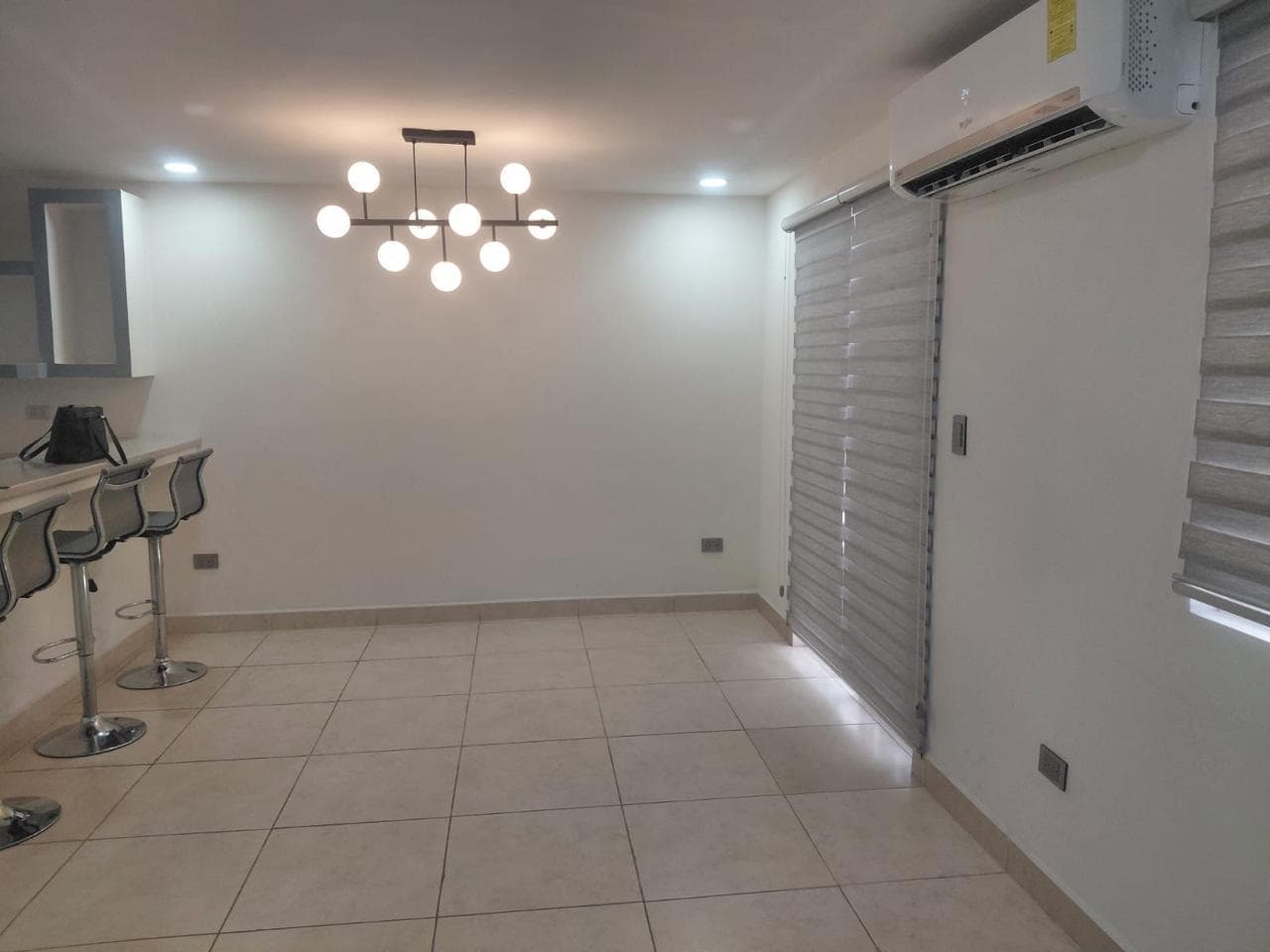 House for Rent in Valle la Rioja