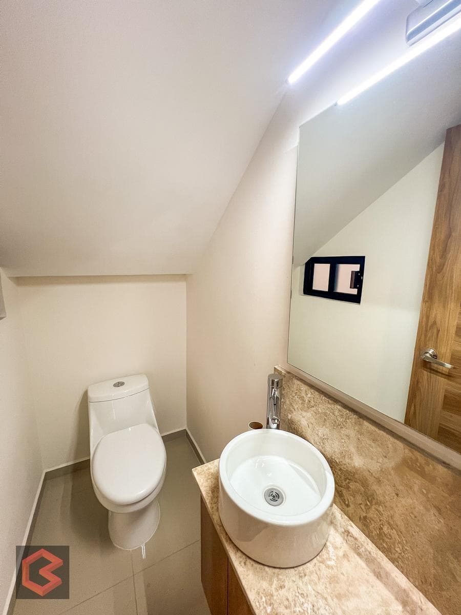 House for Rent on PASEO DEL FRESNO, Behind Plaza San Diego