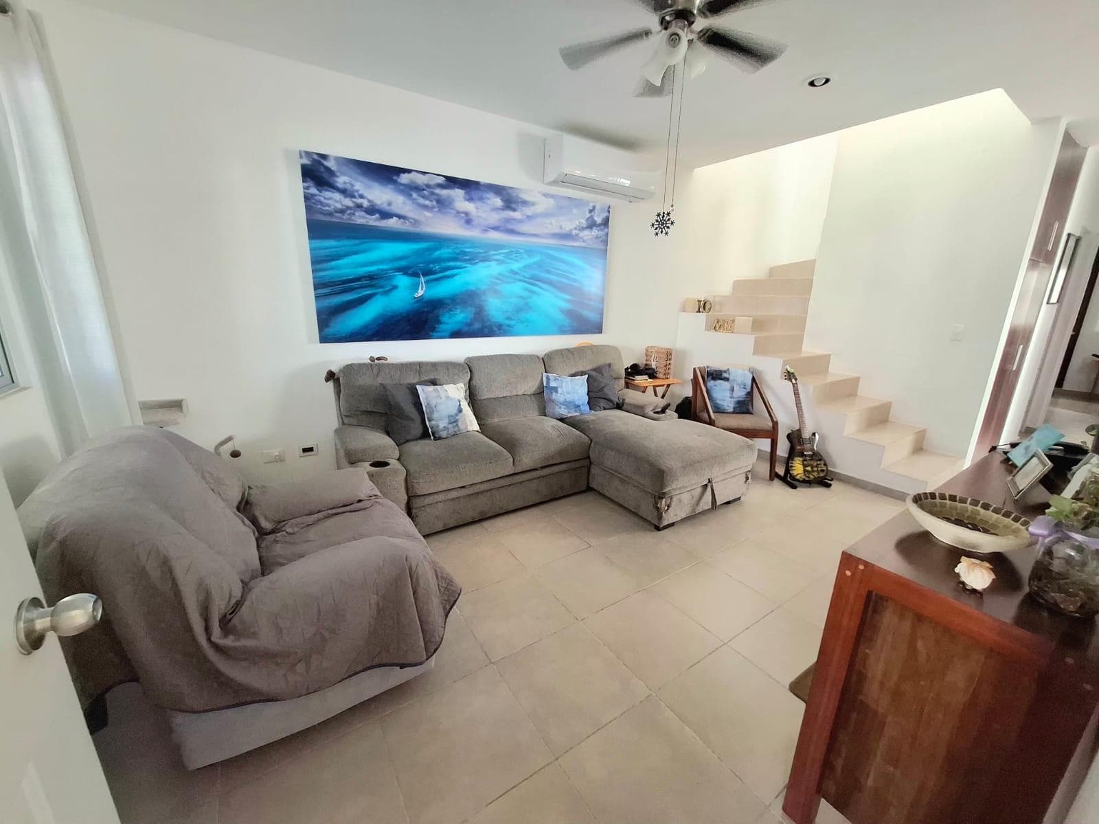 Three-bedroom house for sale in Playa del Carmen