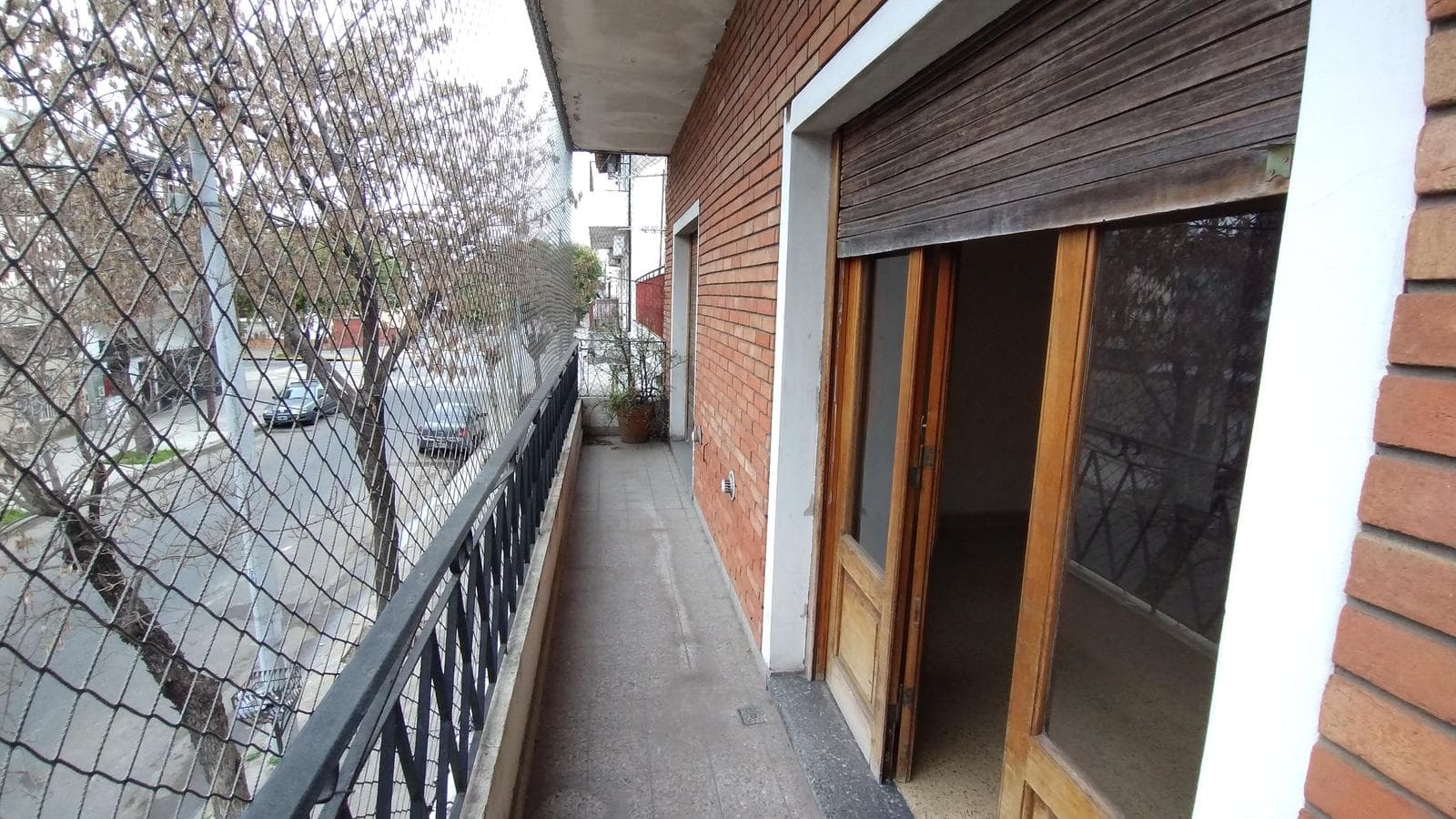FOR SALE: 3-Bedroom Penthouse with Private Terrace in Villa Lugano