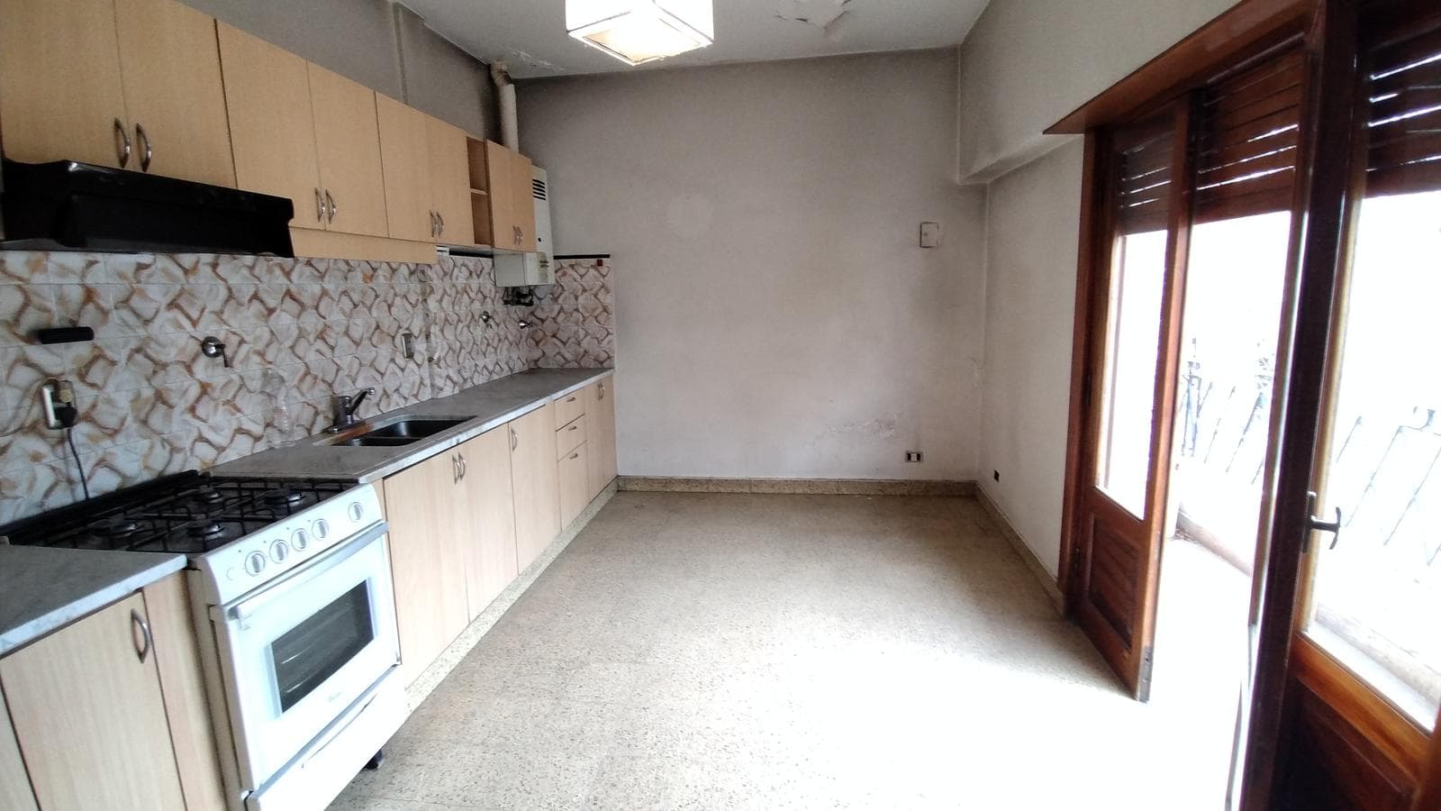FOR SALE: 3-Bedroom Penthouse with Private Terrace in Villa Lugano