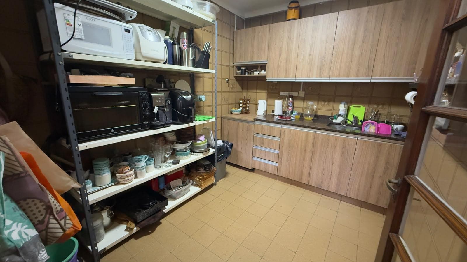 PH in Flores: 5-room unit for sale, financing available