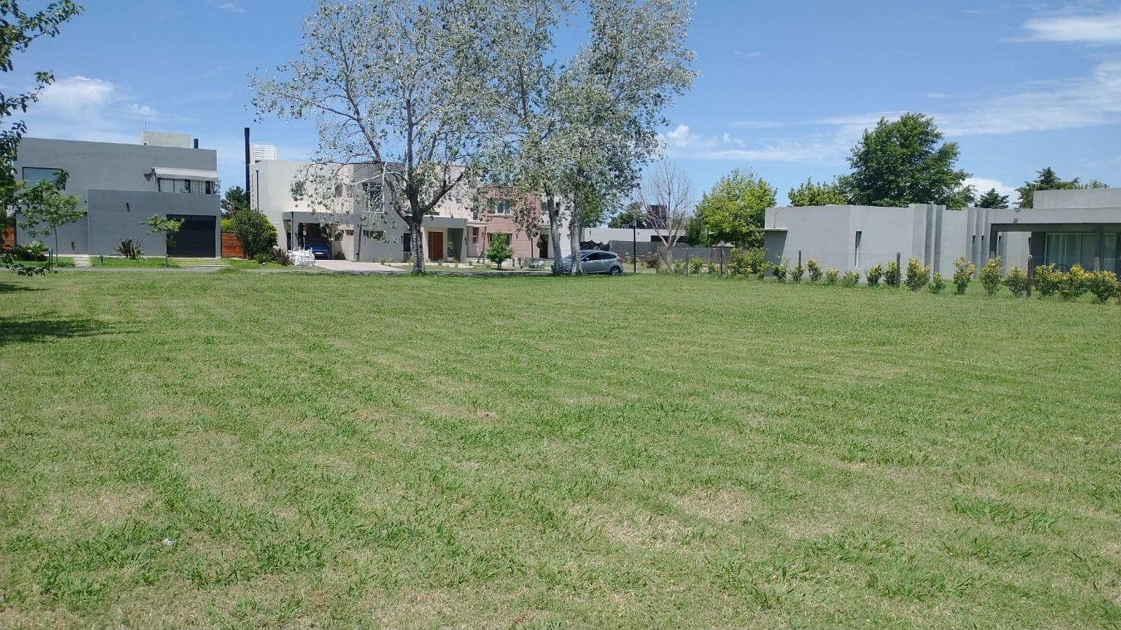 Lot for sale in the Campos de Esther gated community