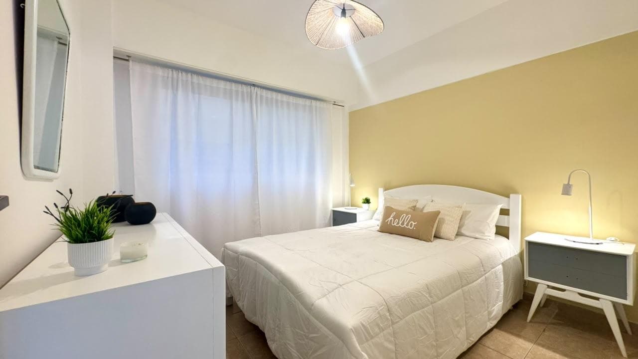 2-room apartment with a balcony facing the street
