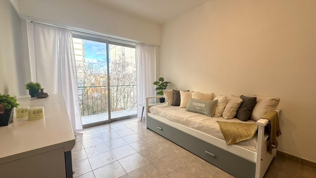 2-room apartment with a balcony facing the street