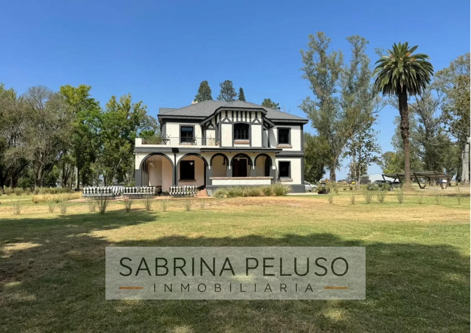 Tres Pinos Country Club